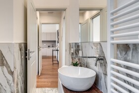 Aweshome Luxury Apartment