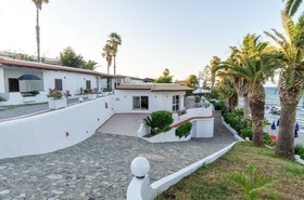 Albatros Residence