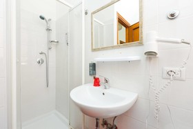 B&B Piazza Fratti
