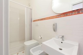 B&B Piazza Fratti
