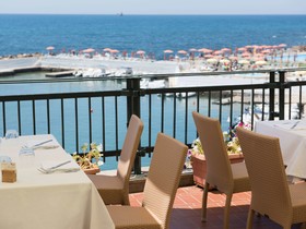 Mercure Civitavecchia Sunbay Park Hotel