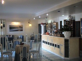 Cristina Hotel