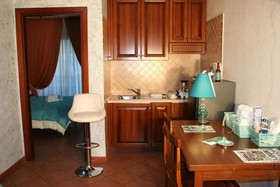 Euro House Inn Airport