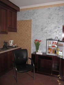 Euro House Inn Airport