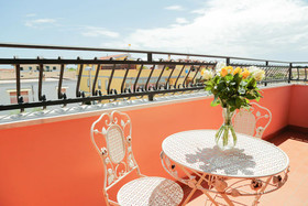 Villa Erasi Bed And Breakfast