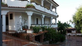 Arenas Hotel