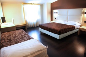 Hotel Sogni d'Oro Airport
