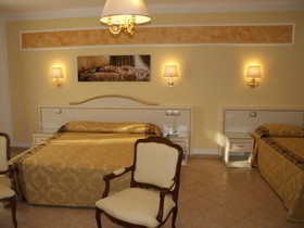 Hotel Ristorante Borgo La Tana