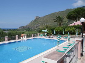 Hotel Ristorante Borgo La Tana