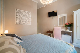 B&B Salerno Chic In Center