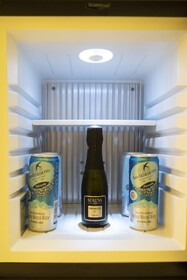Leucosya Luxury Rooms