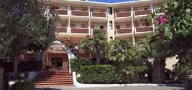 Hotel Punta Faro