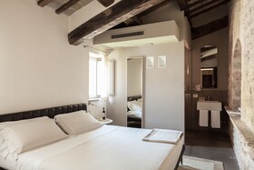 Nun Assisi Relais Spa Museum