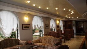 PHI Hotel Hortensis