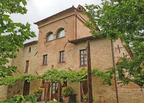 B&B Biribino Monestry Guesthouse