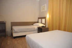 GG8 Restaurant & Hotel