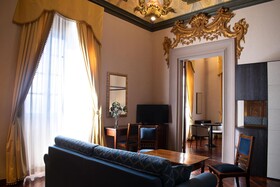Bosone Palace