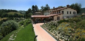 PHI Resort Coldimolino Country House