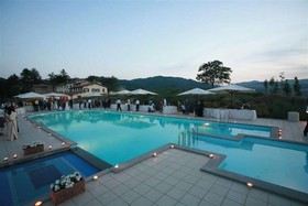 PHI Resort Coldimolino Country House
