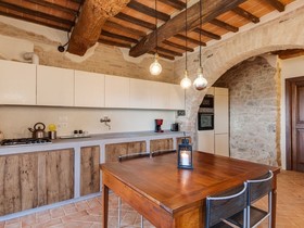 Umbria Country Shelter