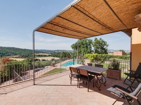 Umbria Country Shelter