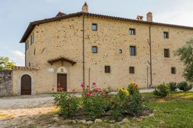 Borgo Colognola - Dimora Storica