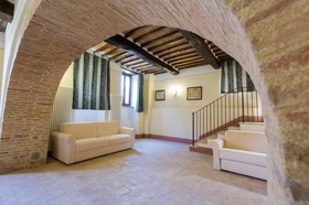 Borgo Colognola - Dimora Storica