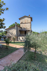 Pulciano Apartments