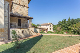 Pulciano Apartments