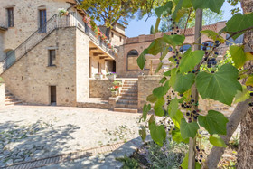 Pulciano Apartments