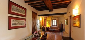 Borgo Mandoleto Hotel