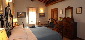 Borgo Mandoleto Hotel