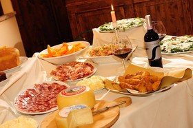 Borgo Mandoleto Hotel