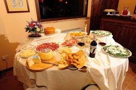 Borgo Mandoleto Hotel