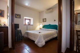 In Urbe Apartments