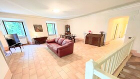 Spoleto Storico Spacious City House - Car Unnecessary - Wifi - Sleeps 10