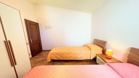 Spoleto Storico Spacious City House - Car Unnecessary - Wifi - Sleeps 10