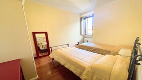 Spoleto Storico Spacious City House - Car Unnecessary - Wifi - Sleeps 10
