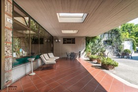 Garden Hotel