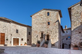 Borgo Petroro