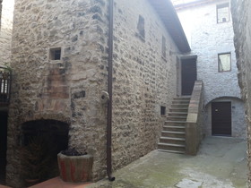 Castello Izzalini Todi Resort