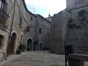 Castello Izzalini Todi Resort