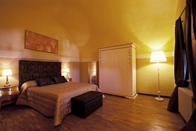Castello Izzalini Todi Resort