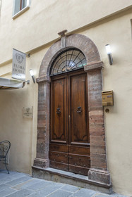 Flora Hotel