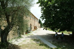 Antico Casale di Montegualandro & Spa