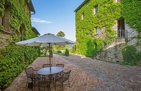 Borgo Bastia Creti