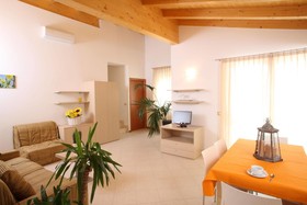 June Stay Lake Garda