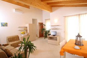 June Stay Lake Garda