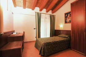 Garda Family House
