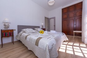 Villa Martine Au Bord Du Lac by Happy Rentals
